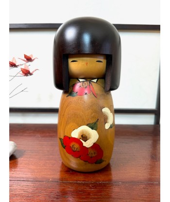 Kokeshi Créative Gumma de Usaburo | Harunouta - jeune fille aux camélias meilleur choix