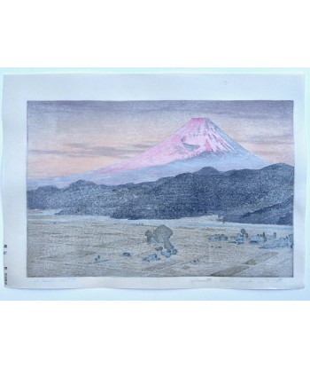 Estampe Japonaise de Yoshida Toshi | le Mont Fuji vu de Ohito, le matin Venez découvrir notre 